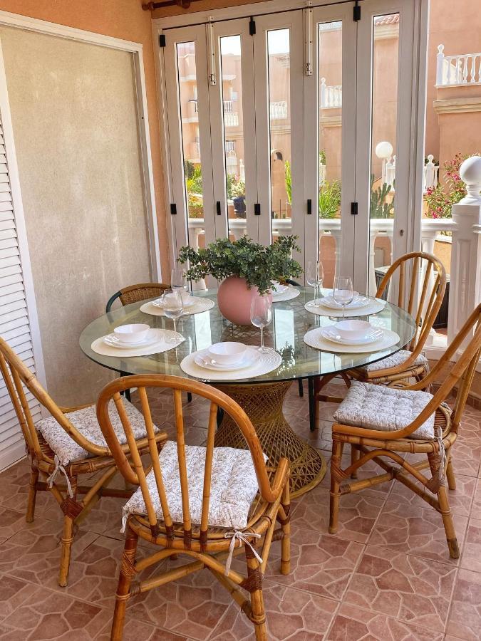 Hugo'S Holiday Apartment In Costa Del Silencio Arona  Exterior photo